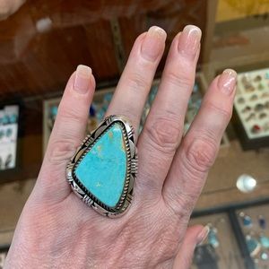 Meet your Posher, Beverly